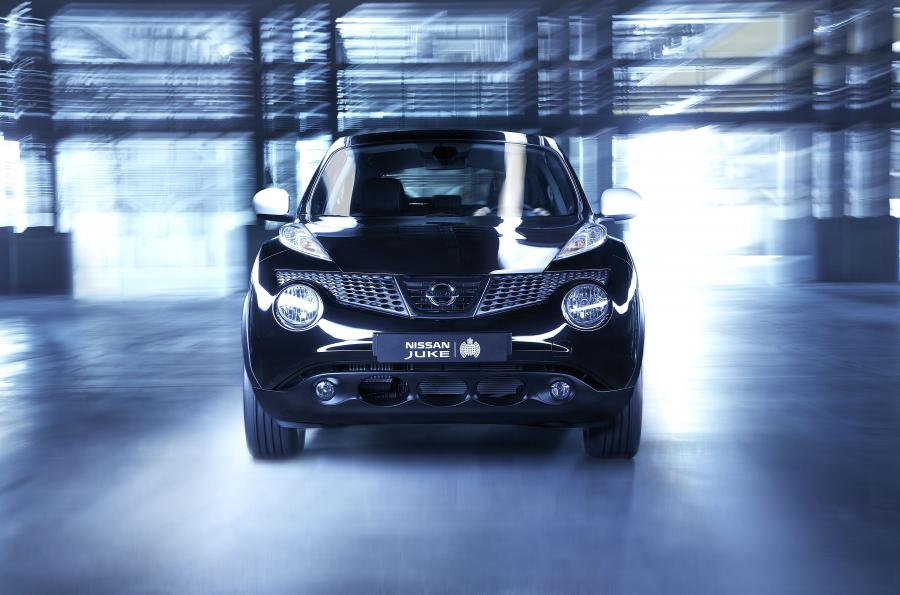 Nissan Juke Ministry of Sound Edition 2012 года  (фото 13 из 21)